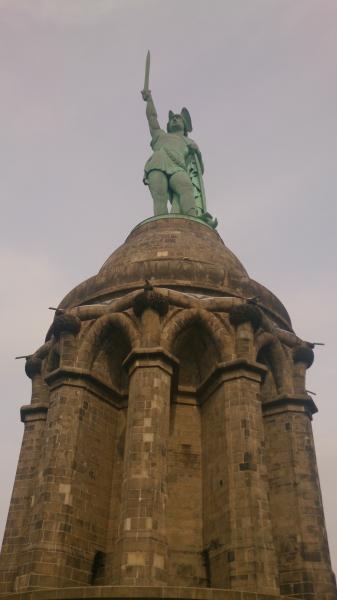 nochmal der Hermann (von auen, nicht von innen)